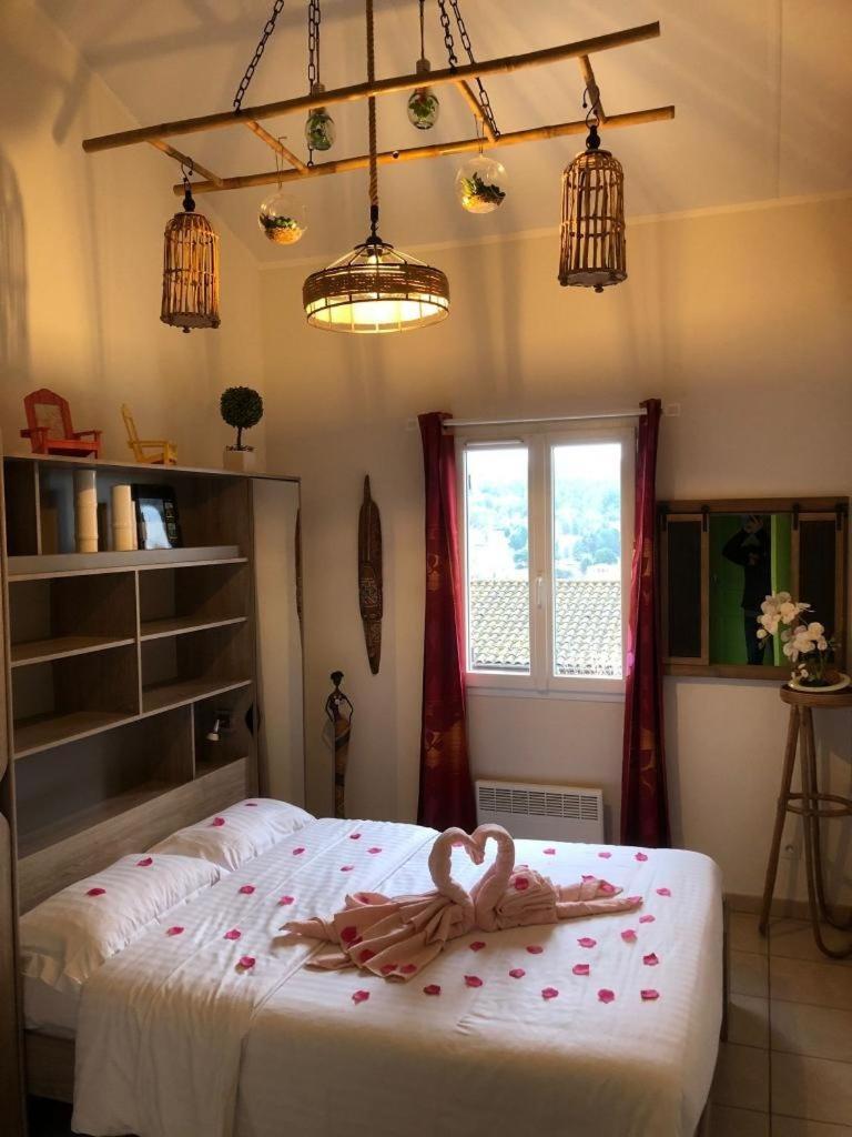L'Enea - Maison Avec Piscine Partagee Apartment Sarlat-la-Caneda Bagian luar foto
